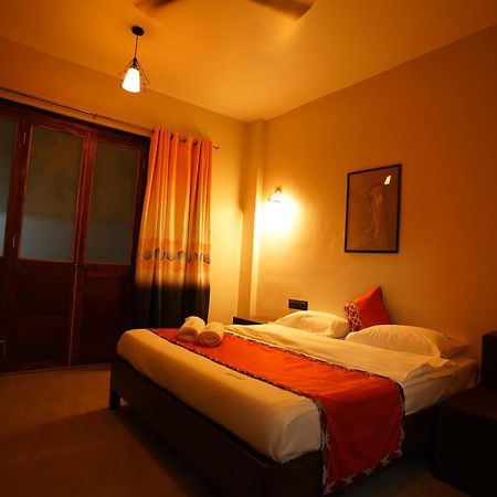 Coastal Bay Inn Alibag Luaran gambar
