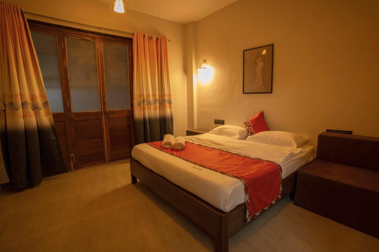 Coastal Bay Inn Alibag Luaran gambar