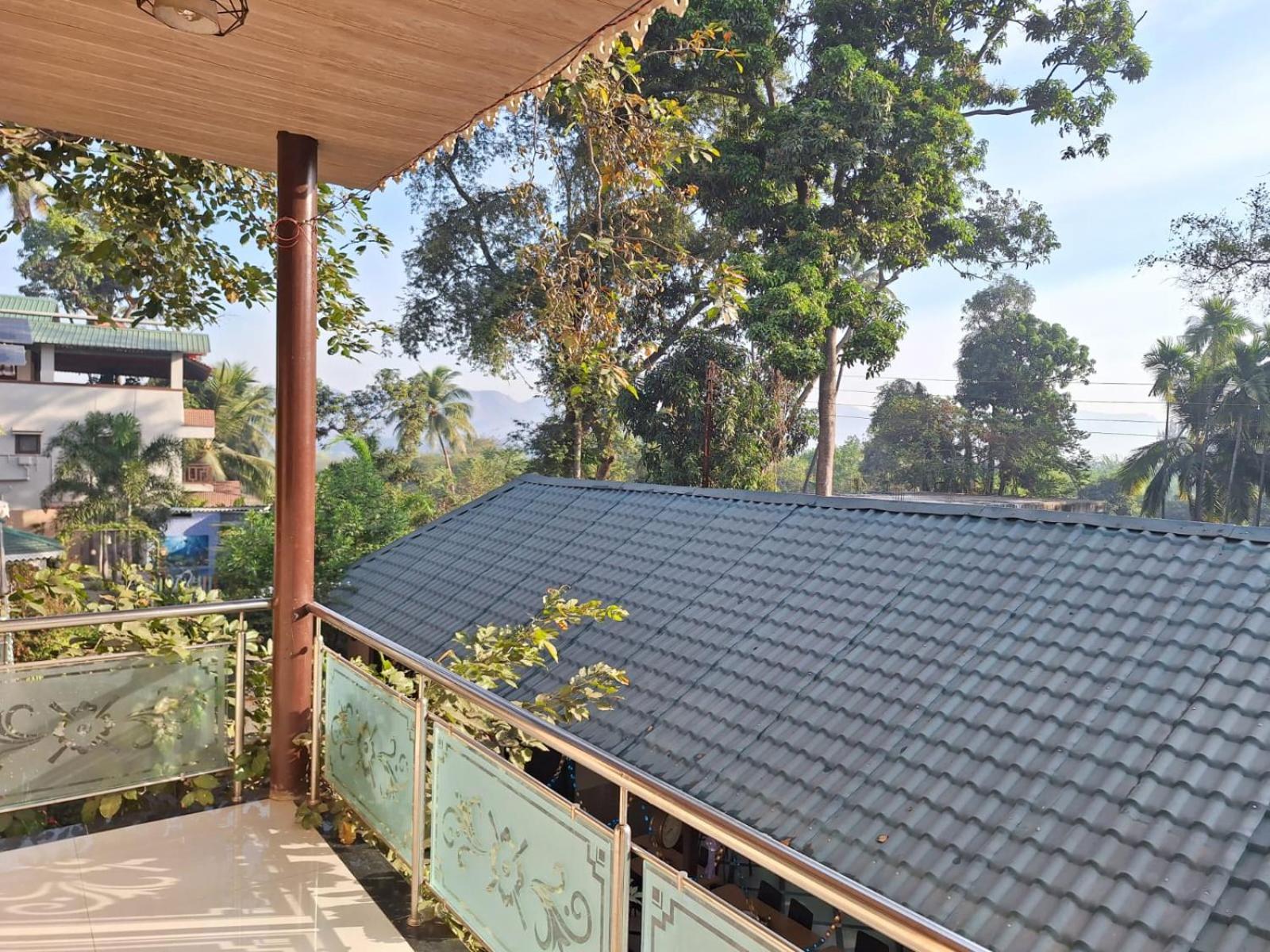 Coastal Bay Inn Alibag Luaran gambar
