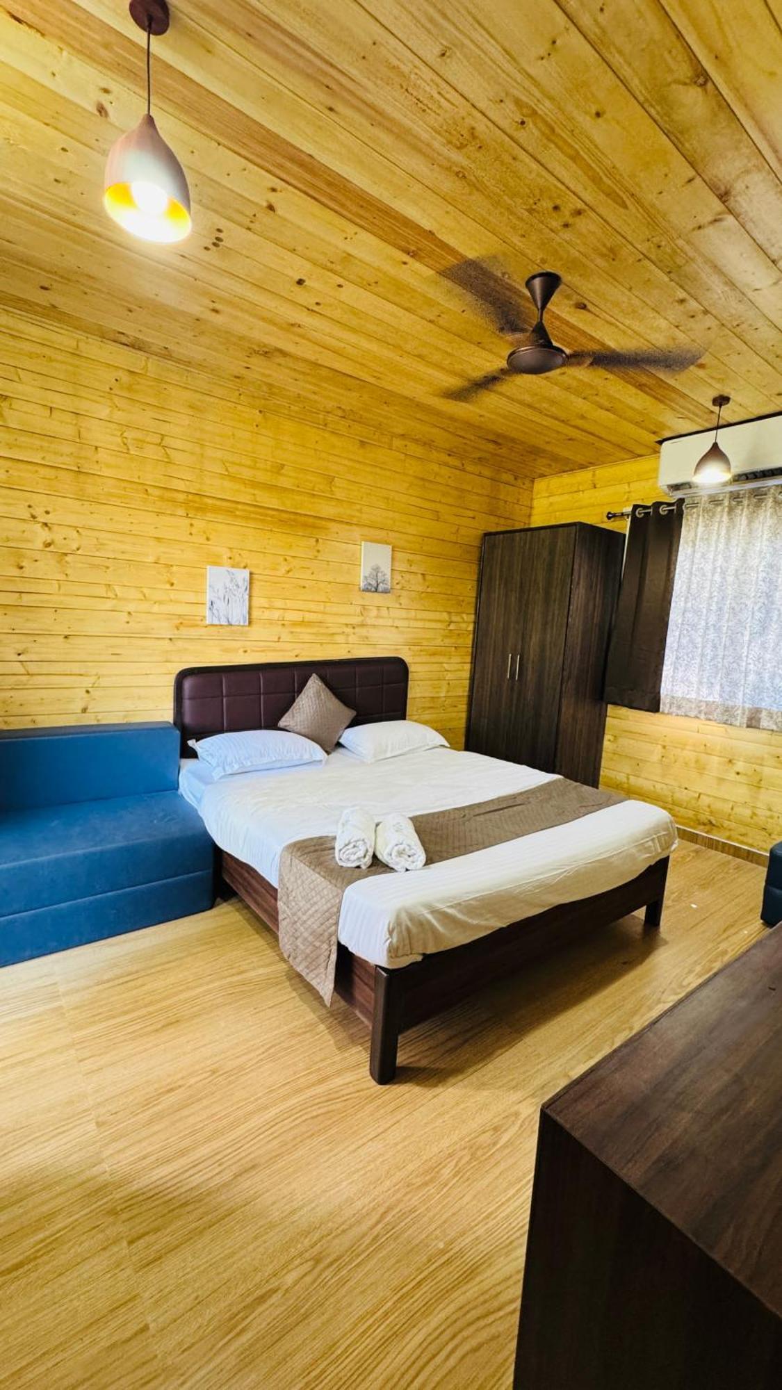 Coastal Bay Inn Alibag Luaran gambar