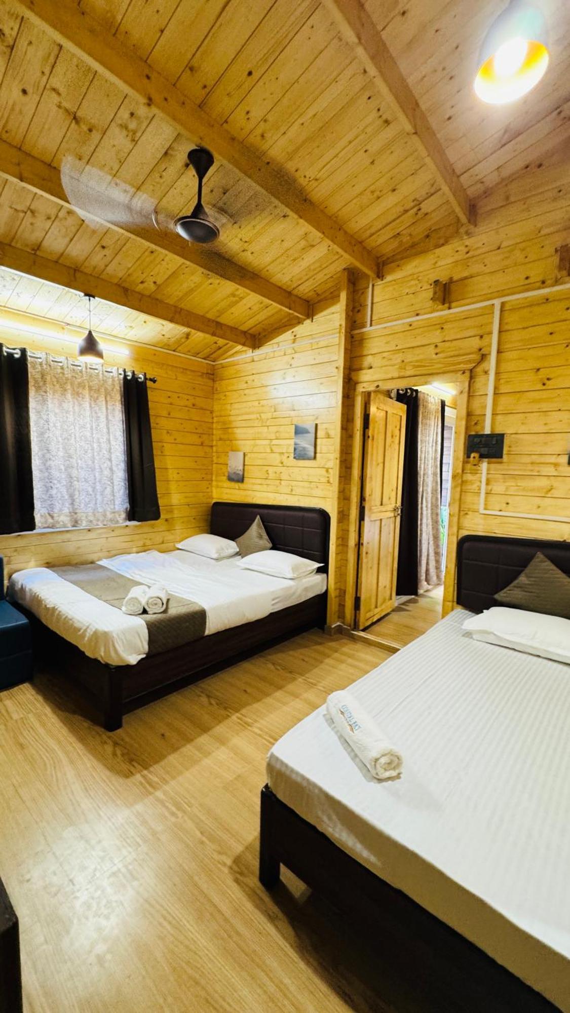 Coastal Bay Inn Alibag Luaran gambar